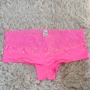 NWT VTG Victoria’s Secret Pink Sequin Lace Hiphugger Panty Small